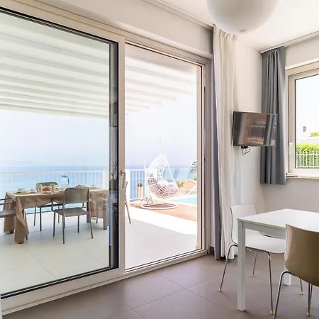 D'orlando - With Private Pool And Sea View *