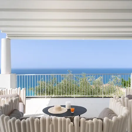 D'orlando - With Private Pool And Sea View Capo dʼOrlando