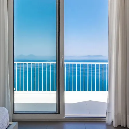 D'orlando - With Private Pool And Sea View
